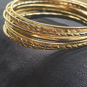 Fashion Gold Bangles